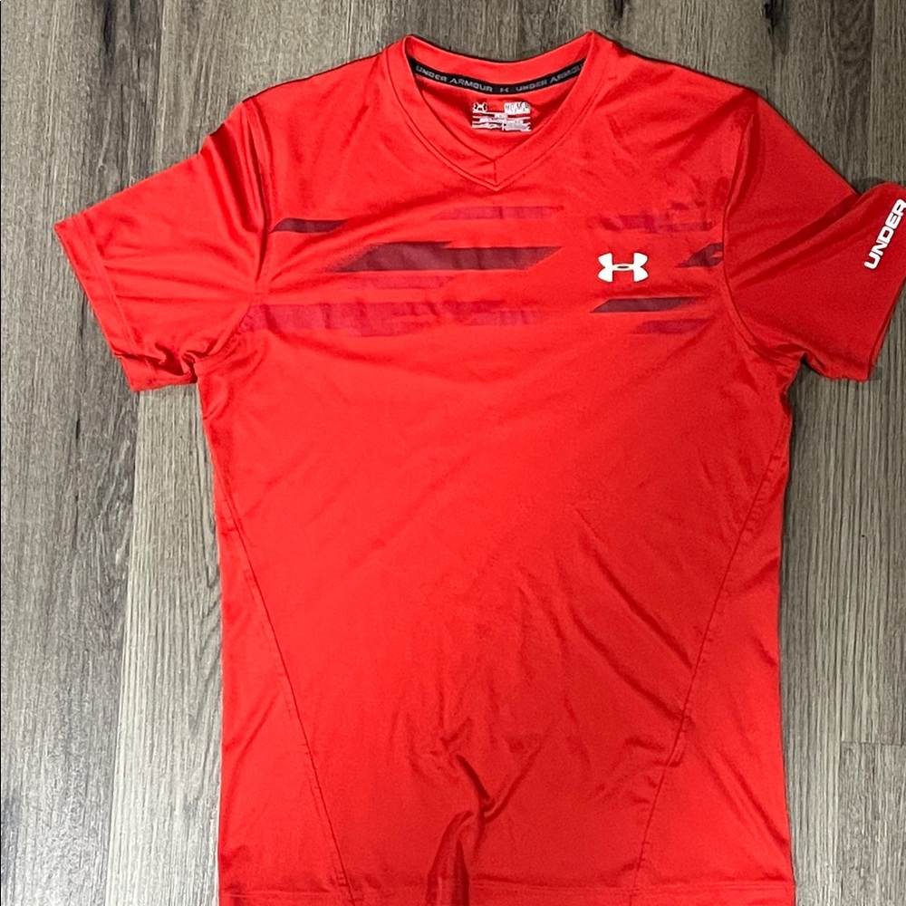 Lot of 3 Under Armour Heat Gear Fitted Shirts - Red, Blue, Black - Picture 2 of 4